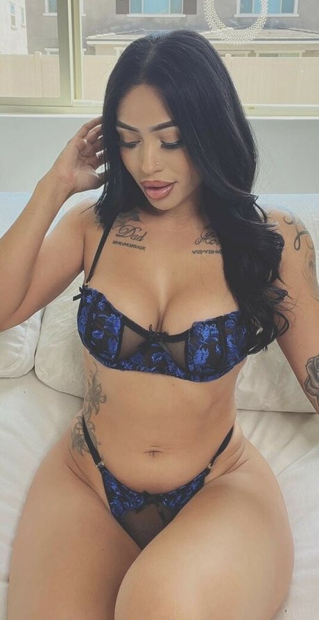 Foto desnuda filtrada de OnlyFans de Therealissalicious