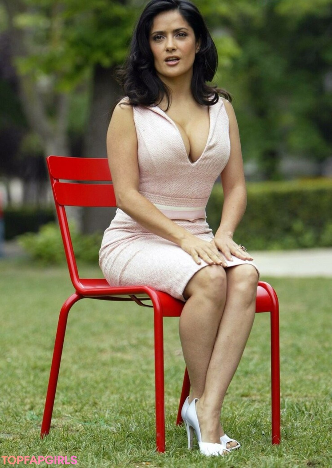 Foto desnuda filtrada de OnlyFans de Salma Hayek #198 Foto desnuda filtrada de OnlyFans de Salma Hayek #198