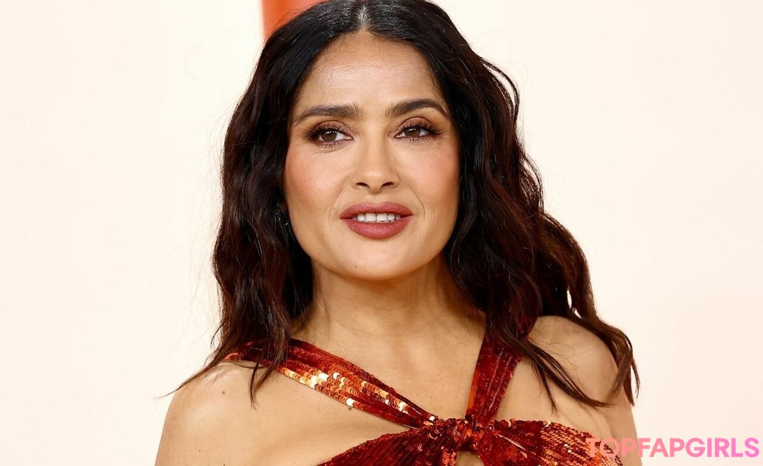 Foto desnuda filtrada de OnlyFans de Salma Hayek #593 Foto desnuda filtrada de OnlyFans de Salma Hayek #593