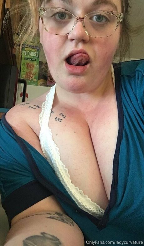 Ladykeepsherlegsopen