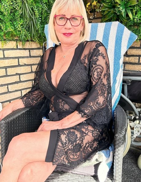 Foto desnuda filtrada de OnlyFans de Monikaweiss3040