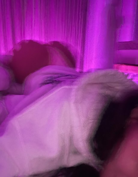 Foto desnuda filtrada de OnlyFans de Grilledavocadoz