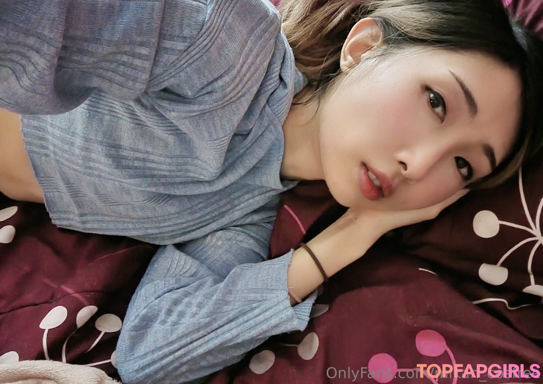 Foto desnuda filtrada de OnlyFans de Mikancosfree #104 Foto desnuda filtrada de OnlyFans de Mikancosfree #104