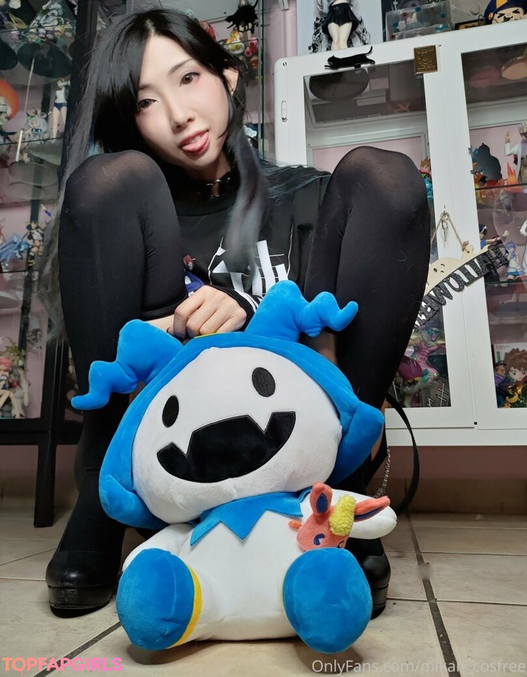 Foto desnuda filtrada de OnlyFans de Mikancosfree #69 Foto desnuda filtrada de OnlyFans de Mikancosfree #69