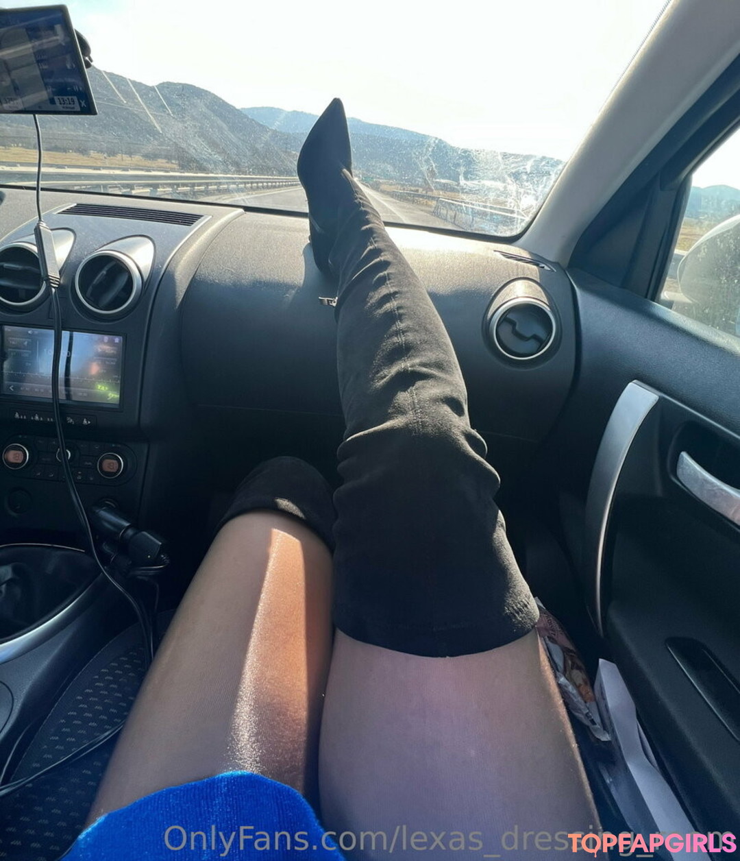 Foto desnuda filtrada de OnlyFans de Lexasdressingroom #75 Foto desnuda filtrada de OnlyFans de Lexasdressingroom #75