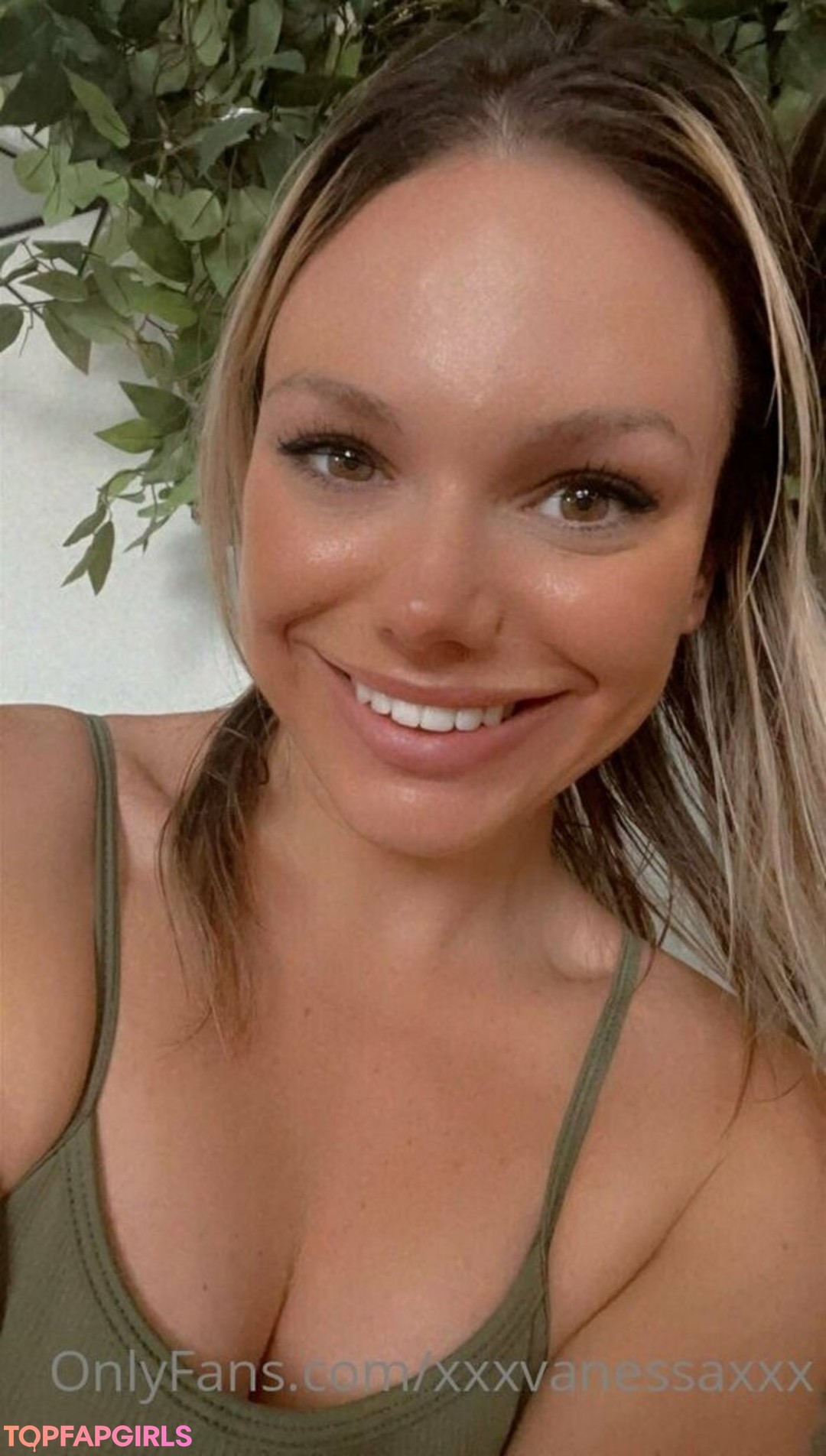 Foto desnuda filtrada de OnlyFans de Xxxvanessaxxx #343 Foto desnuda filtrada de OnlyFans de Xxxvanessaxxx #343