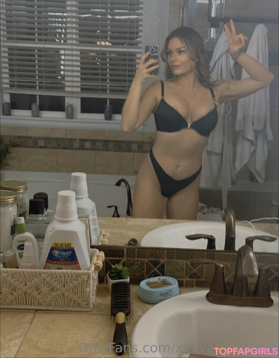 Foto desnuda filtrada de OnlyFans de Xxxvanessaxxx #41 Foto desnuda filtrada de OnlyFans de Xxxvanessaxxx #41