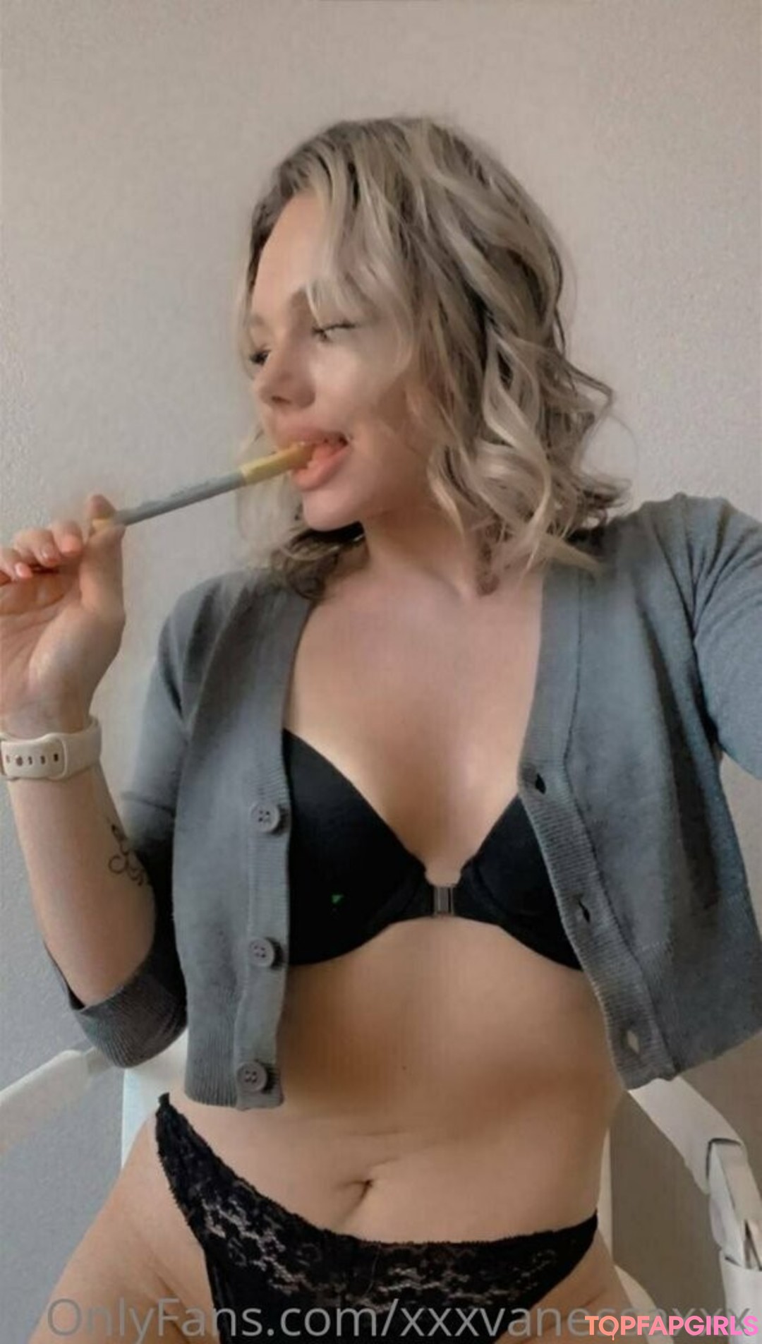 Foto desnuda filtrada de OnlyFans de Xxxvanessaxxx #584 Foto desnuda filtrada de OnlyFans de Xxxvanessaxxx #584