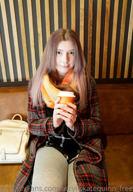 Acrylickatequinnfree