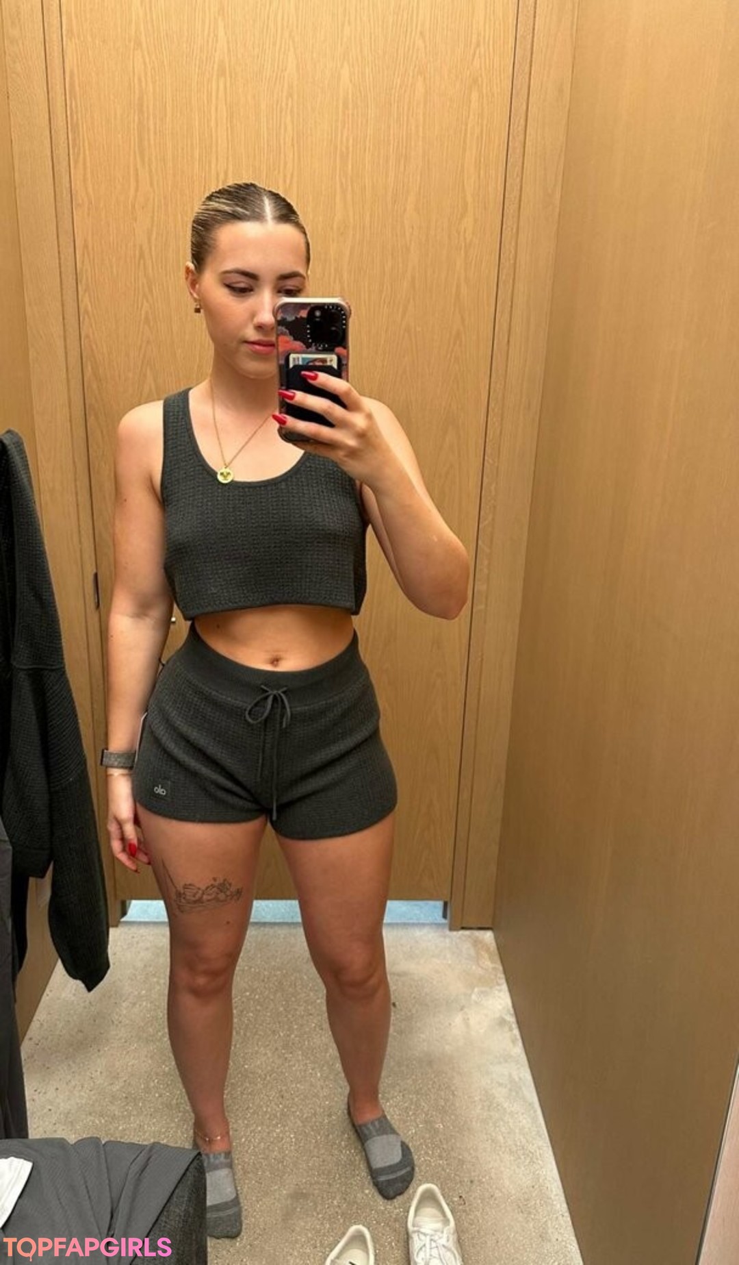 Foto desnuda filtrada de OnlyFans de Pineapplebrat #1046 Foto desnuda filtrada de OnlyFans de Pineapplebrat #1046