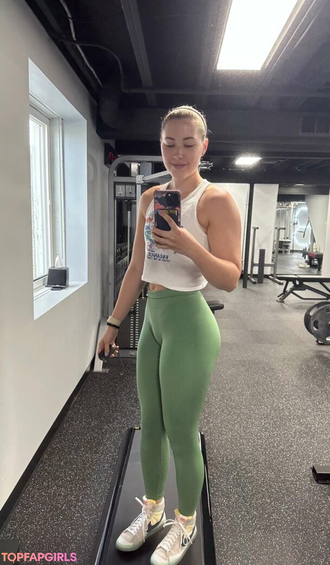 Foto desnuda filtrada de OnlyFans de Pineapplebrat #1234