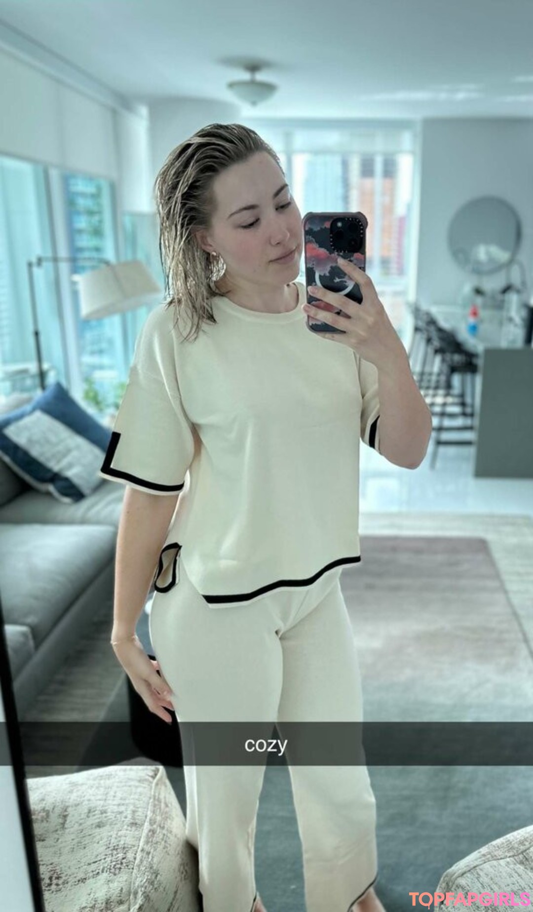 Foto desnuda filtrada de OnlyFans de Pineapplebrat #1326