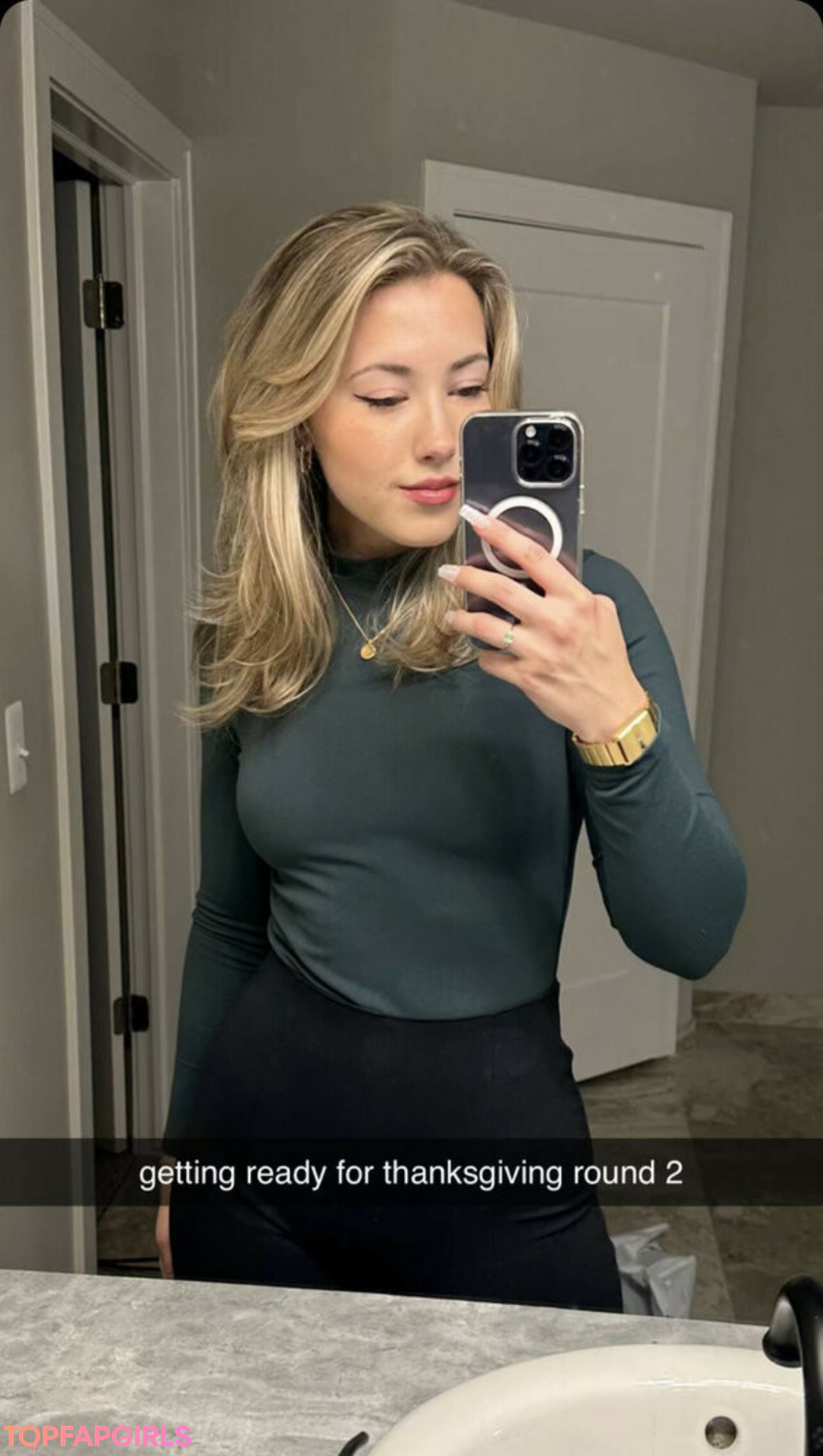 Foto desnuda filtrada de OnlyFans de Pineapplebrat #330 Foto desnuda filtrada de OnlyFans de Pineapplebrat #330