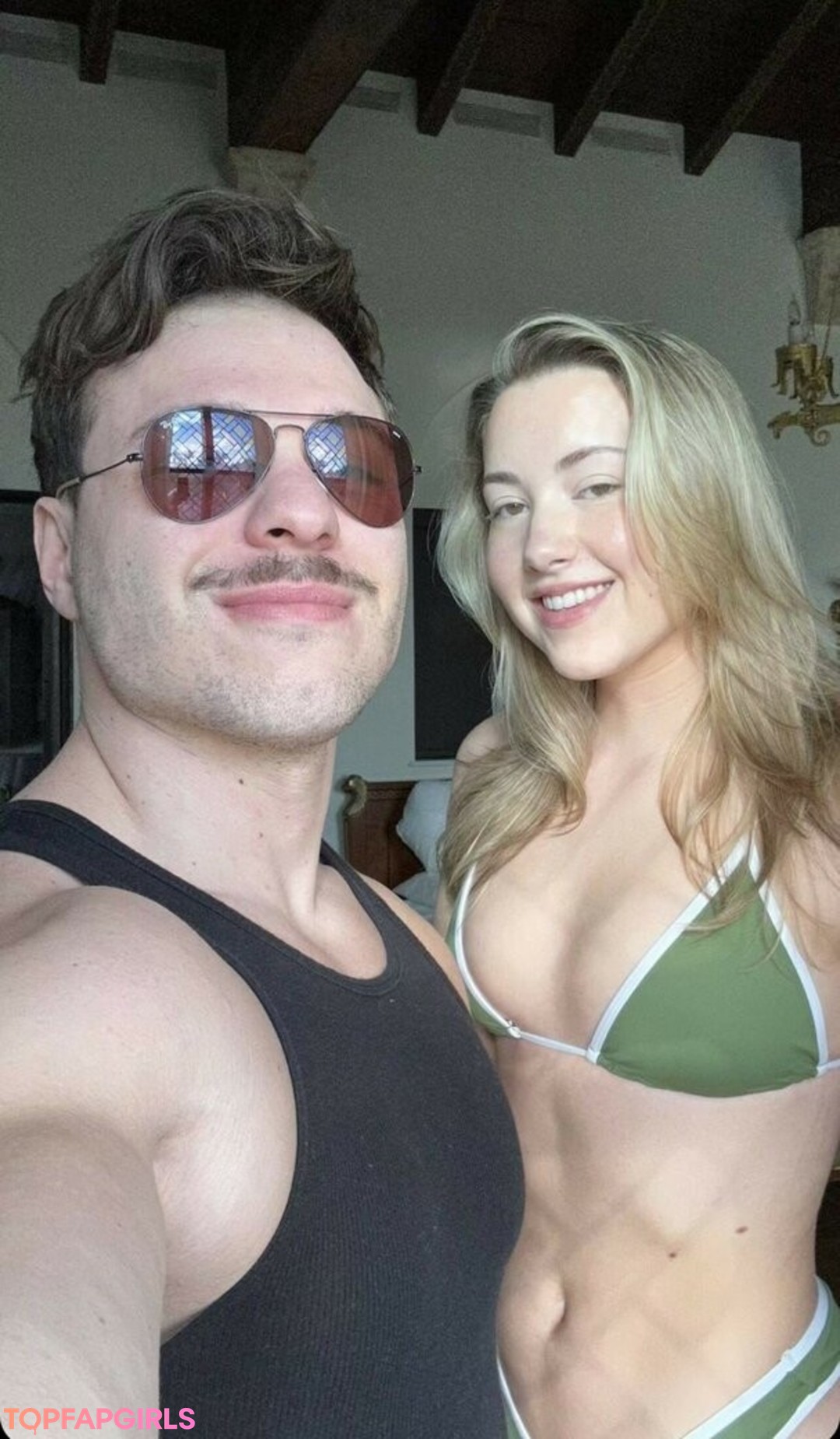 Foto desnuda filtrada de OnlyFans de Pineapplebrat #418 Foto desnuda filtrada de OnlyFans de Pineapplebrat #418