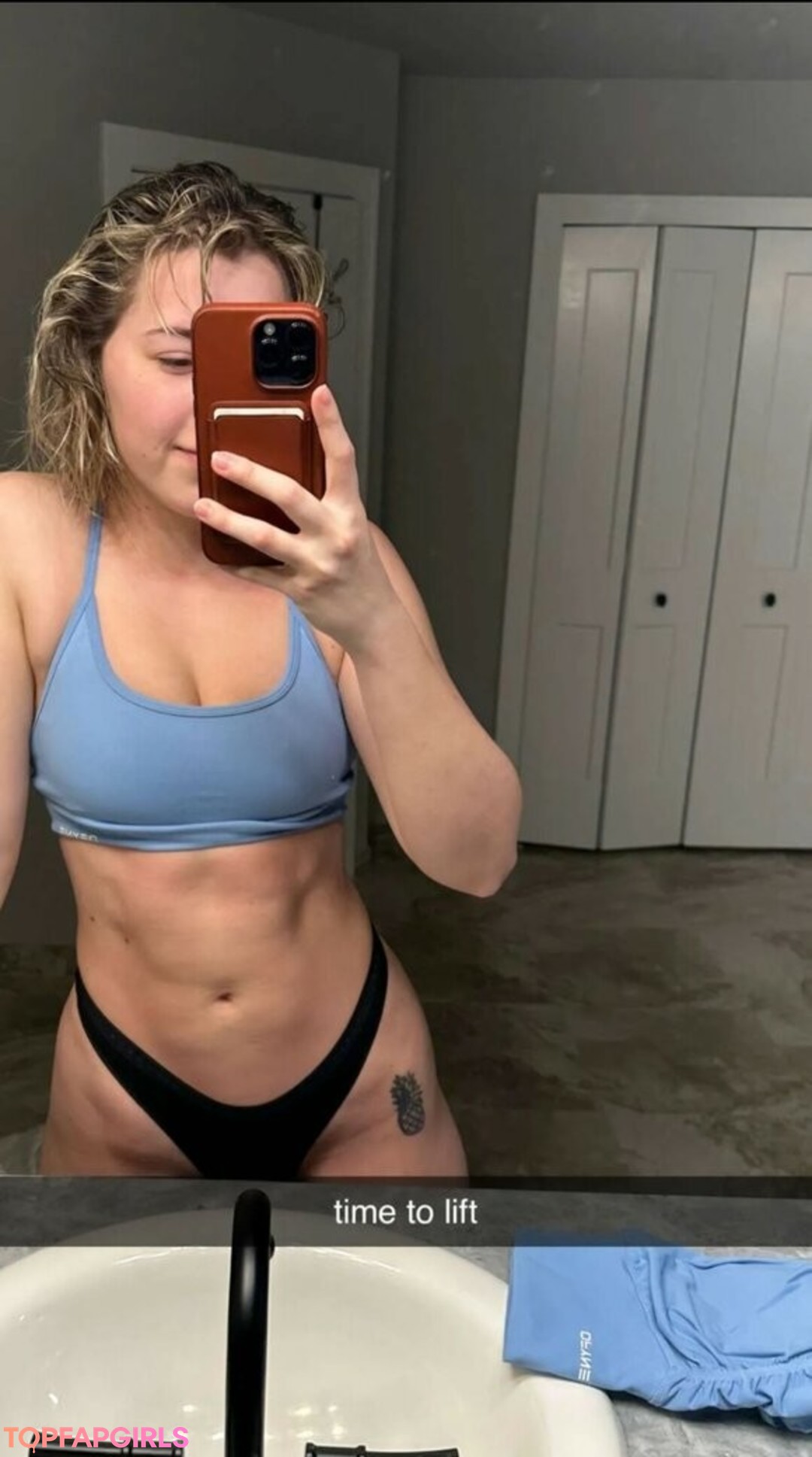 Foto desnuda filtrada de OnlyFans de Pineapplebrat #631 Foto desnuda filtrada de OnlyFans de Pineapplebrat #631