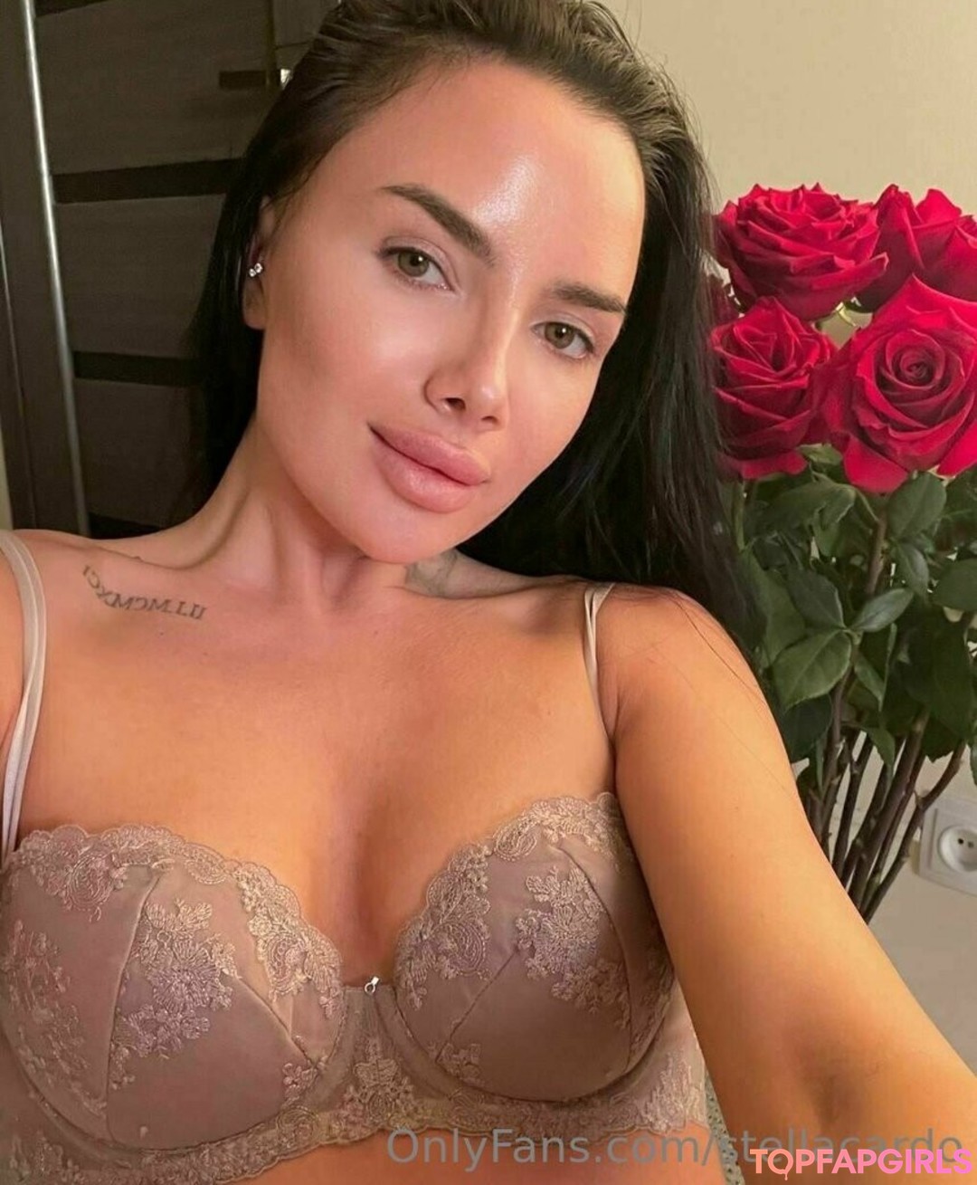 Foto desnuda filtrada de OnlyFans de Stellacardo #245 Foto desnuda filtrada de OnlyFans de Stellacardo #245