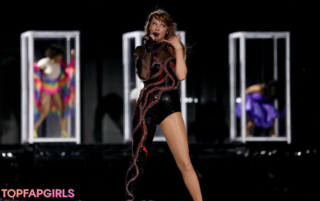 Foto desnuda filtrada de OnlyFans de Taylor Swift #1444