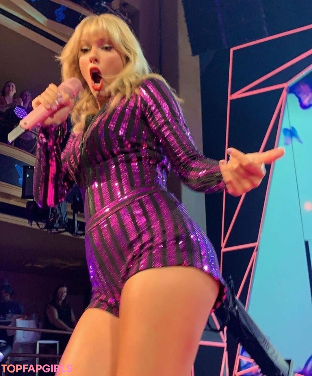 Foto desnuda filtrada de OnlyFans de Taylor Swift #1826