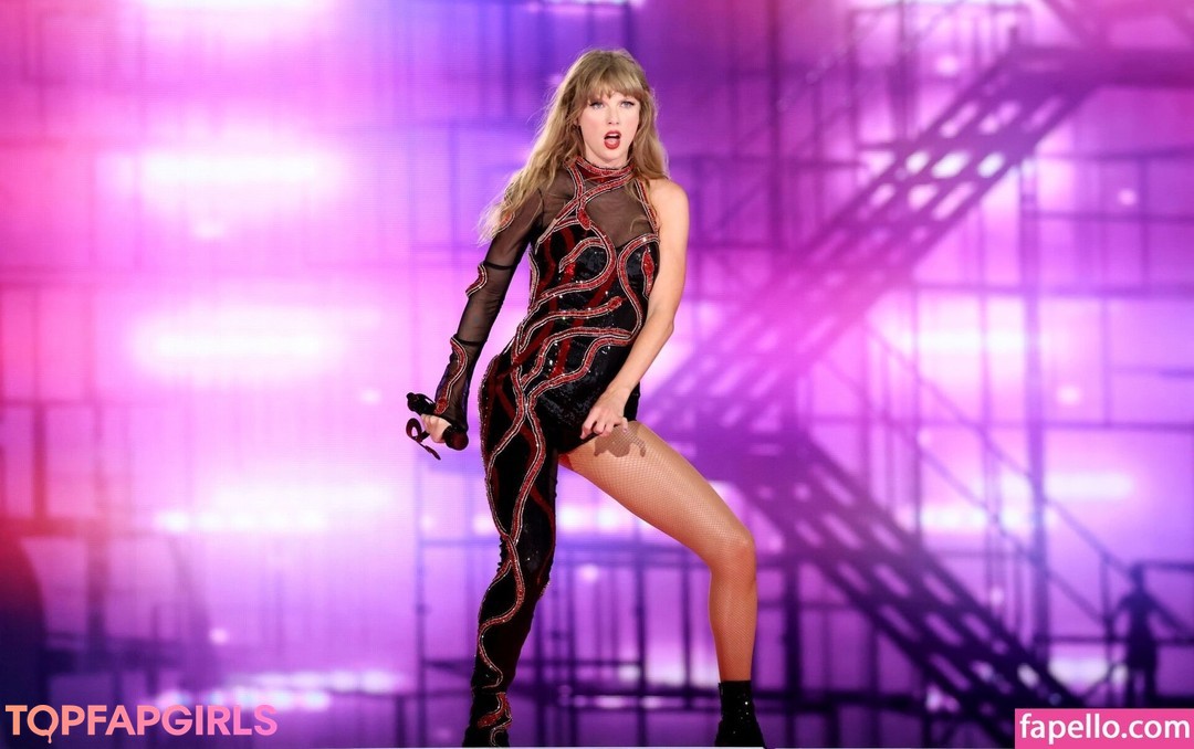 Foto desnuda filtrada de OnlyFans de Taylor Swift #2049 Foto desnuda filtrada de OnlyFans de Taylor Swift #2049