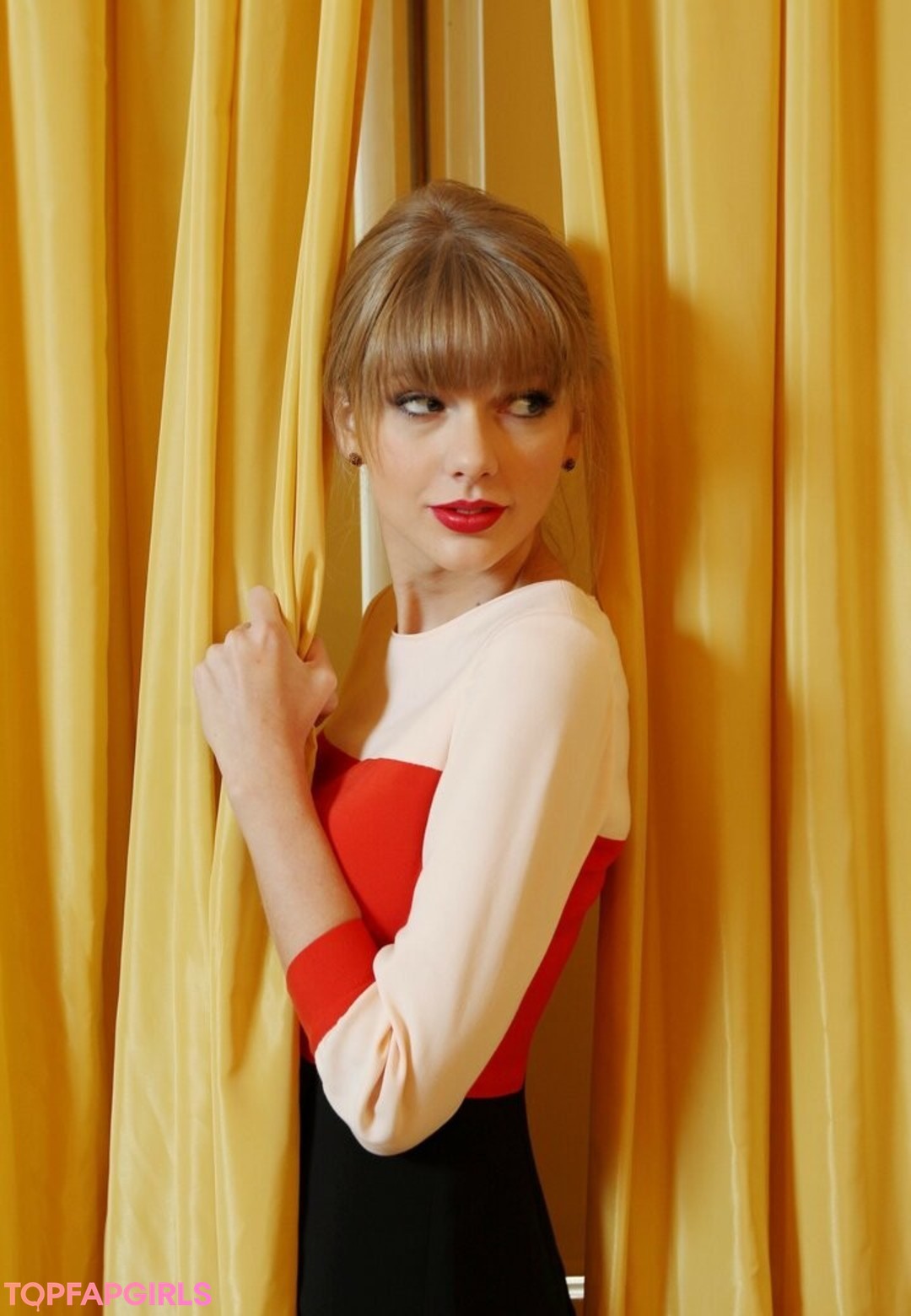 Foto desnuda filtrada de OnlyFans de Taylor Swift #379 Foto desnuda filtrada de OnlyFans de Taylor Swift #379