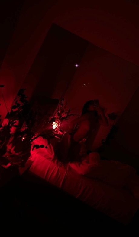 Foto desnuda filtrada de OnlyFans de Dieu Linh Vuong