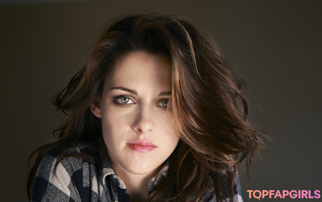 Foto desnuda filtrada de OnlyFans de Kristen Stewart #322 Foto desnuda filtrada de OnlyFans de Kristen Stewart #322