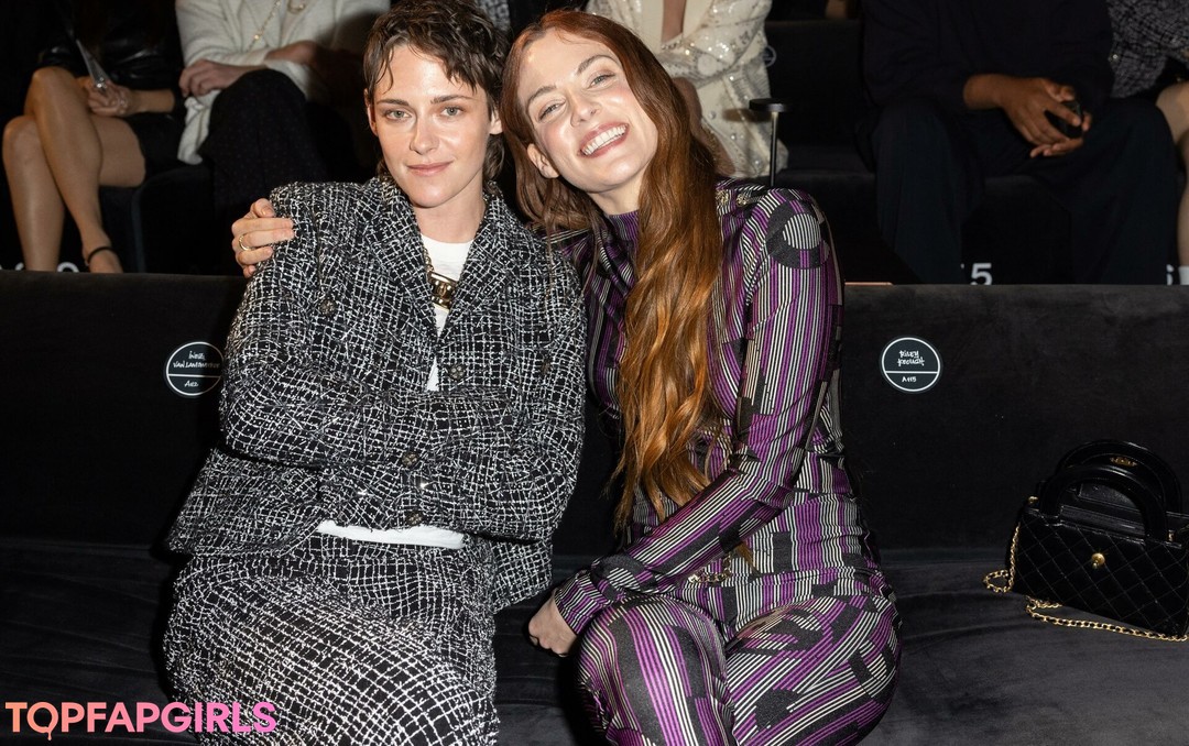 Foto desnuda filtrada de OnlyFans de Kristen Stewart #798 Foto desnuda filtrada de OnlyFans de Kristen Stewart #798