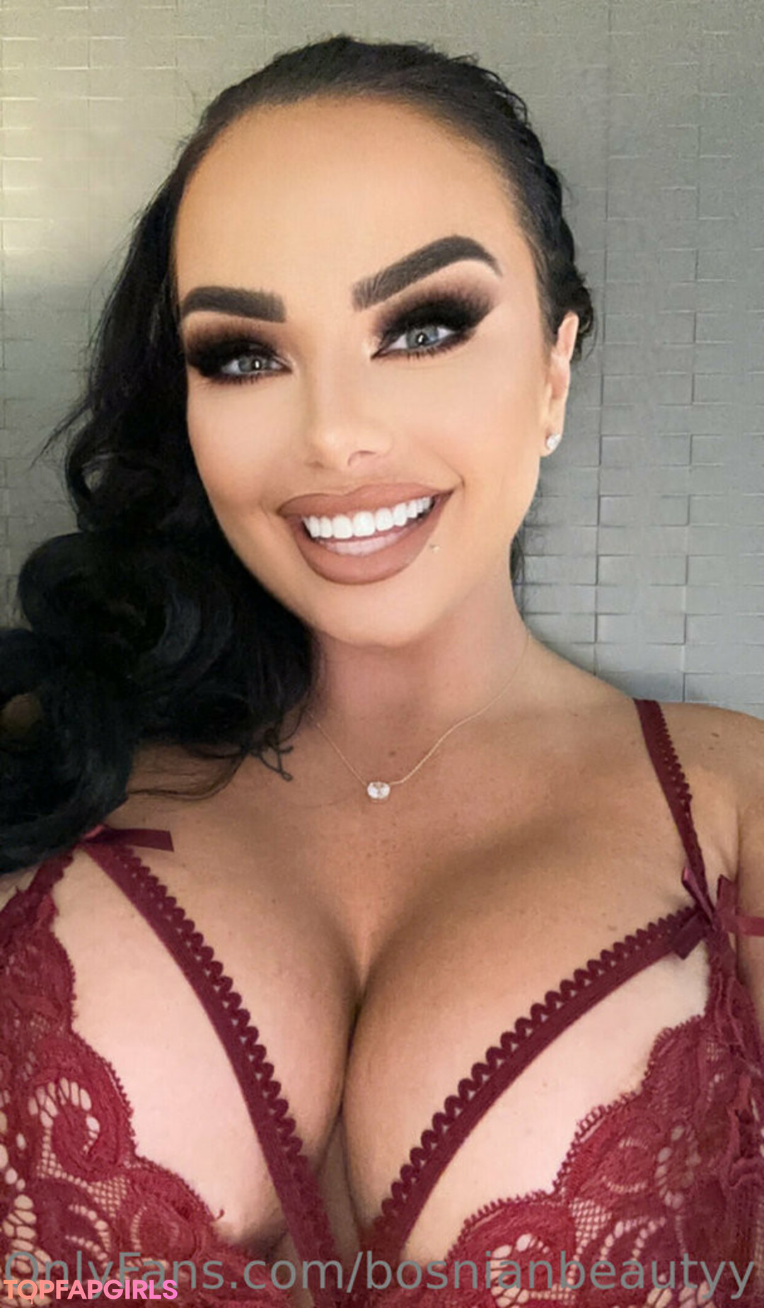 Foto desnuda filtrada de OnlyFans de Bosnianbeautyy #377 Foto desnuda filtrada de OnlyFans de Bosnianbeautyy #377