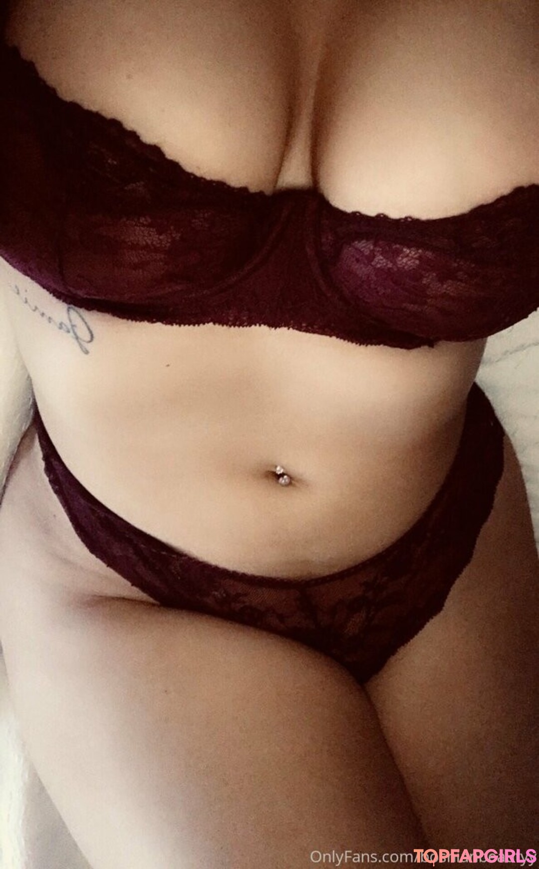 Foto desnuda filtrada de OnlyFans de Bosnianbeautyy #67 Foto desnuda filtrada de OnlyFans de Bosnianbeautyy #67