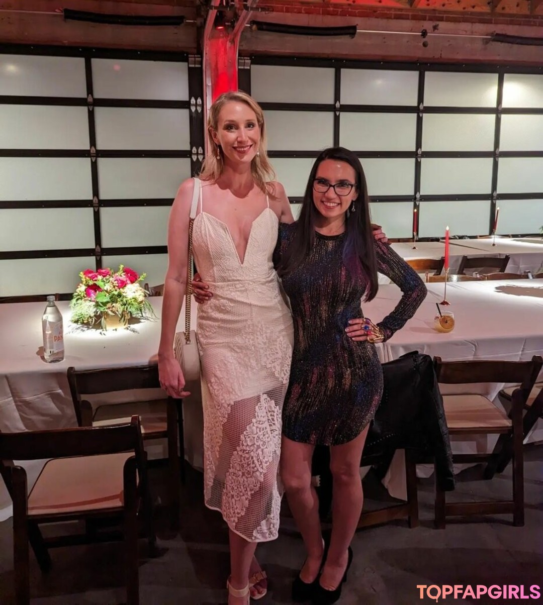 Foto desnuda filtrada de OnlyFans de Trisha Hershberger #151 Foto desnuda filtrada de OnlyFans de Trisha Hershberger #151