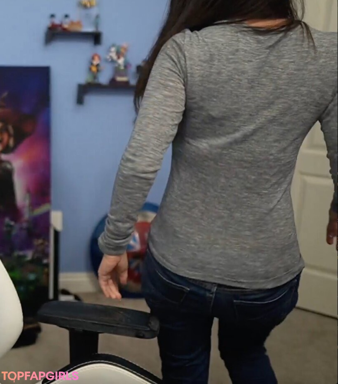 Foto desnuda filtrada de OnlyFans de Trisha Hershberger #187 Foto desnuda filtrada de OnlyFans de Trisha Hershberger #187