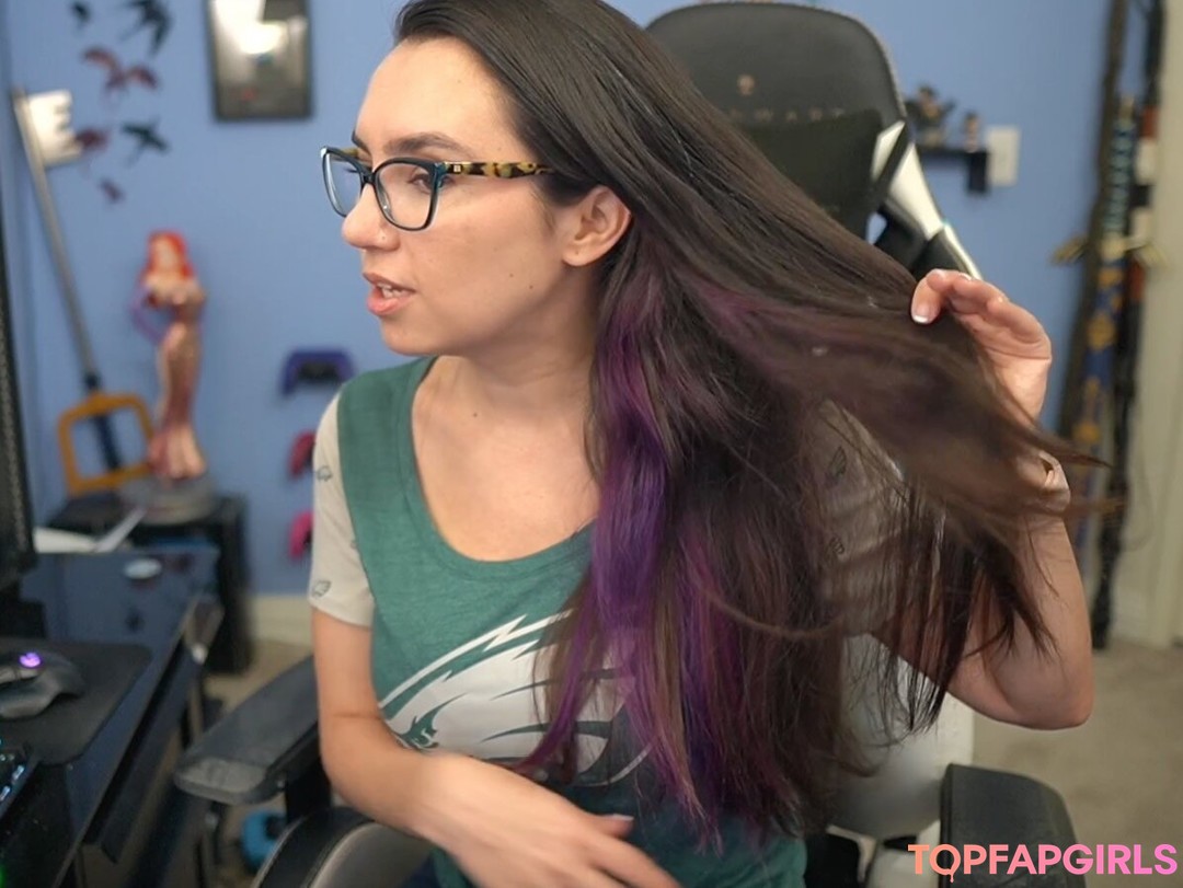 Foto desnuda filtrada de OnlyFans de Trisha Hershberger #268 Foto desnuda filtrada de OnlyFans de Trisha Hershberger #268