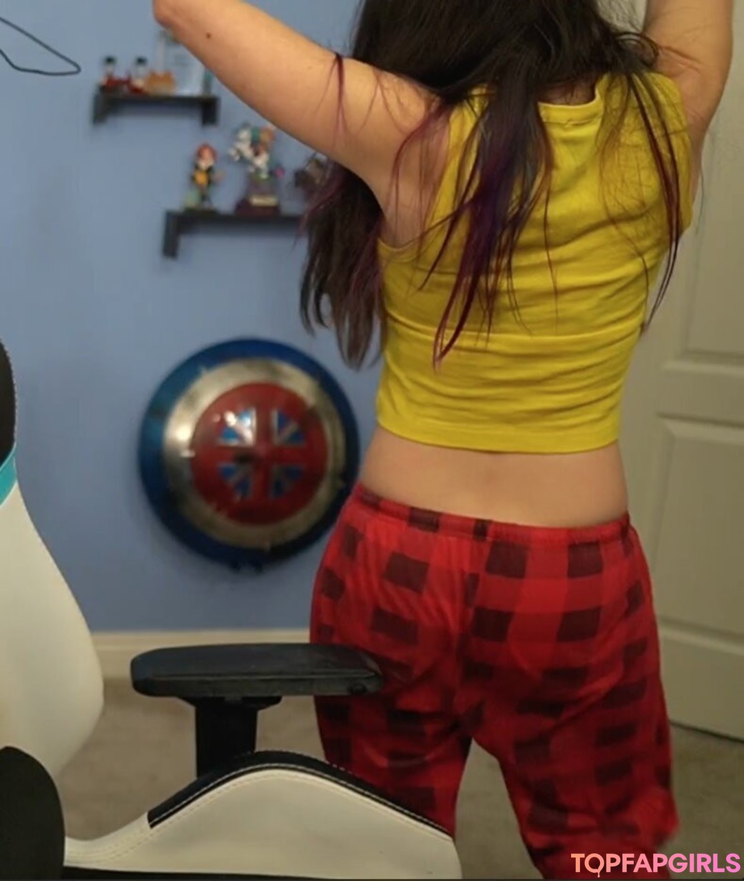 Foto desnuda filtrada de OnlyFans de Trisha Hershberger #338 Foto desnuda filtrada de OnlyFans de Trisha Hershberger #338