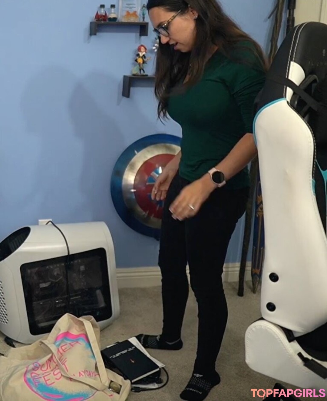 Foto desnuda filtrada de OnlyFans de Trisha Hershberger #617 Foto desnuda filtrada de OnlyFans de Trisha Hershberger #617