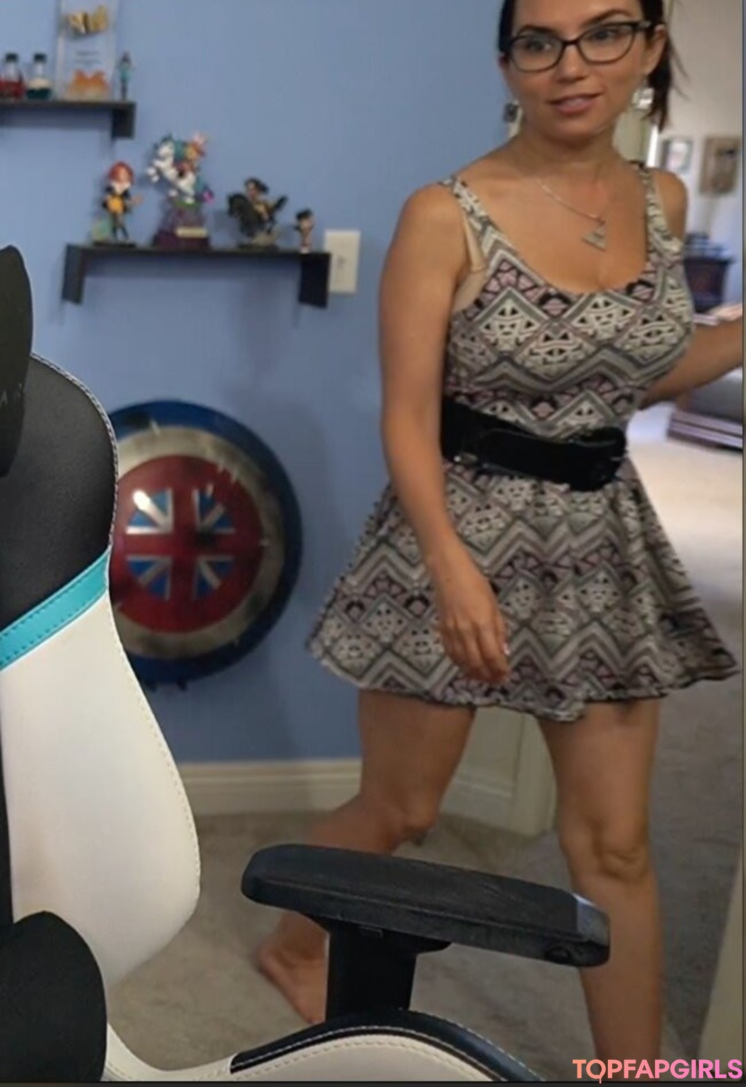 Foto desnuda filtrada de OnlyFans de Trisha Hershberger #677 Foto desnuda filtrada de OnlyFans de Trisha Hershberger #677