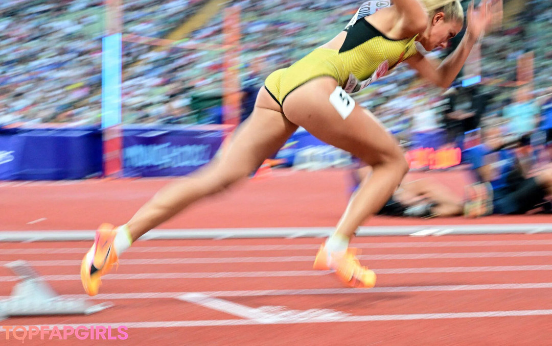 Foto desnuda filtrada de OnlyFans de Alica Schmidt #80 Foto desnuda filtrada de OnlyFans de Alica Schmidt #80