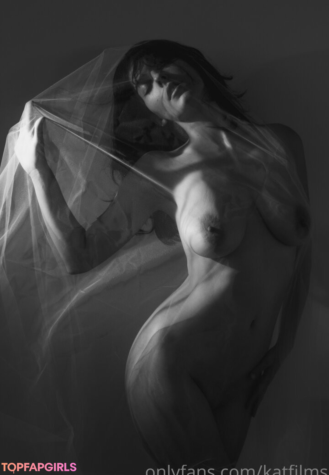 Foto desnuda filtrada de OnlyFans de Kat Cabaret #155 Foto desnuda filtrada de OnlyFans de Kat Cabaret #155