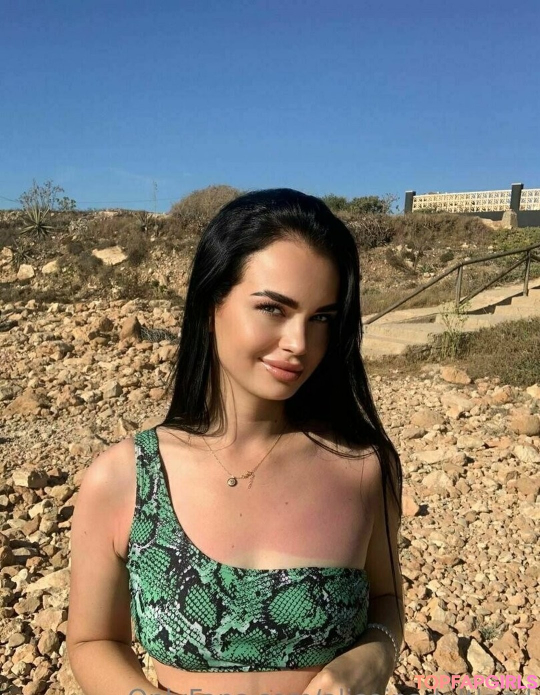 Foto desnuda filtrada de OnlyFans de Aliceinadultland #316 Foto desnuda filtrada de OnlyFans de Aliceinadultland #316