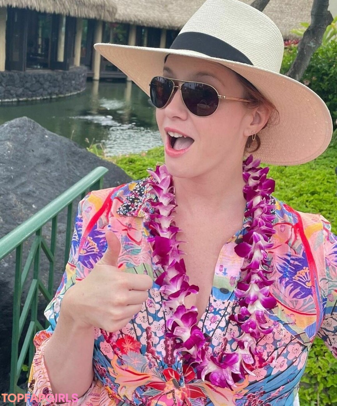 Foto desnuda filtrada de OnlyFans de Christina Hendricks #341 Foto desnuda filtrada de OnlyFans de Christina Hendricks #341