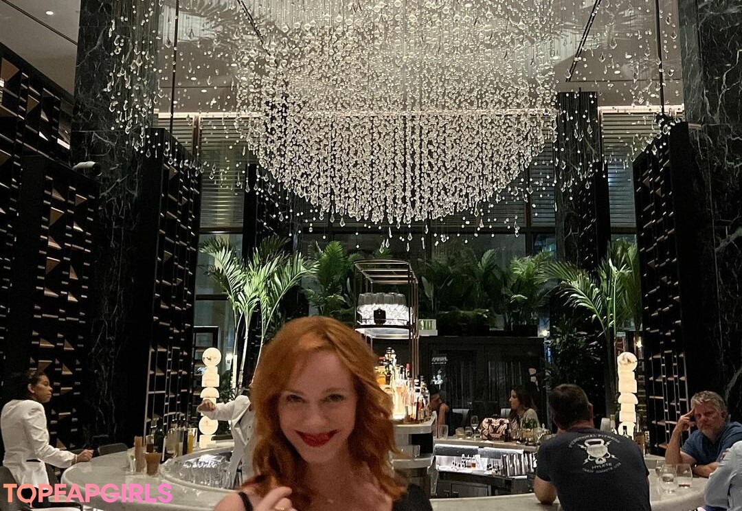 Foto desnuda filtrada de OnlyFans de Christina Hendricks #606 Foto desnuda filtrada de OnlyFans de Christina Hendricks #606