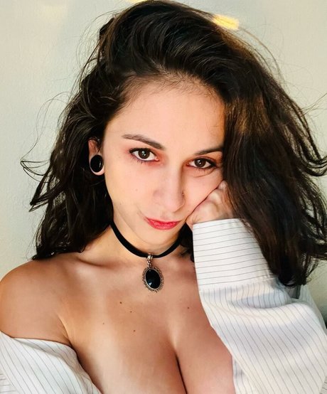 Yana Mori