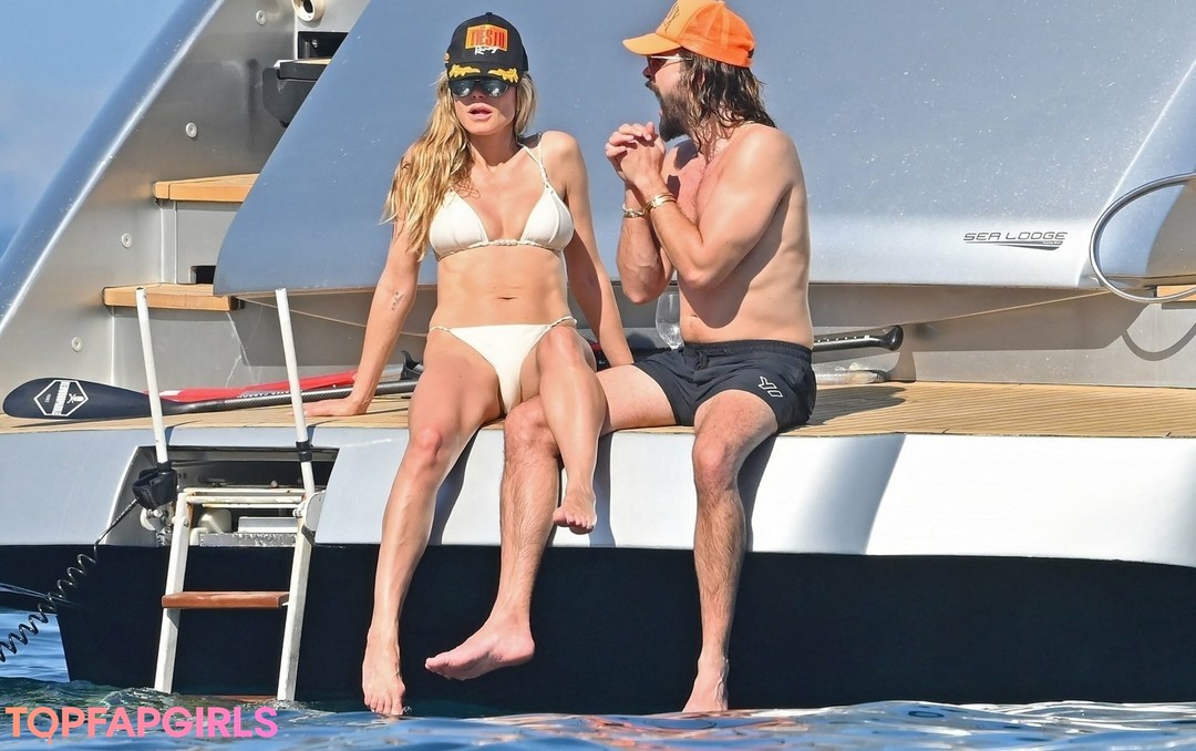 Foto desnuda filtrada de OnlyFans de Heidi Klum #351 Foto desnuda filtrada de OnlyFans de Heidi Klum #351