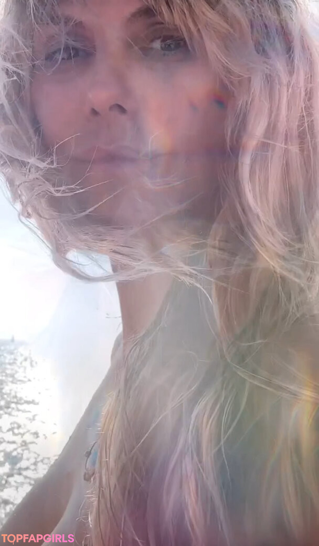 Foto desnuda filtrada de OnlyFans de Heidi Klum #435 Foto desnuda filtrada de OnlyFans de Heidi Klum #435