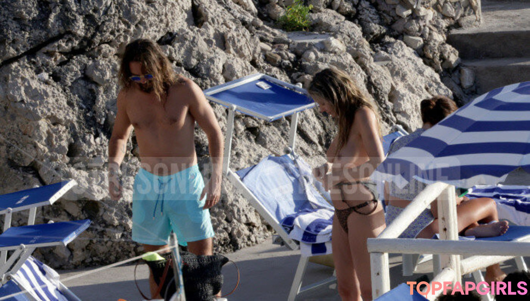 Foto desnuda filtrada de OnlyFans de Heidi Klum #437 Foto desnuda filtrada de OnlyFans de Heidi Klum #437