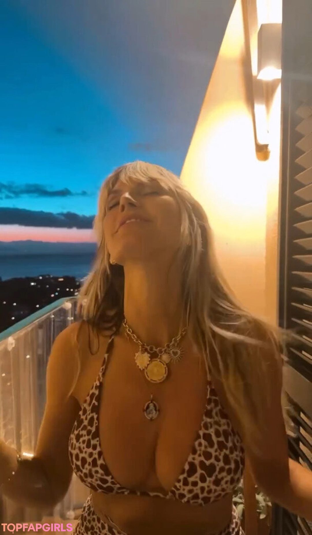 Foto desnuda filtrada de OnlyFans de Heidi Klum #490 Foto desnuda filtrada de OnlyFans de Heidi Klum #490