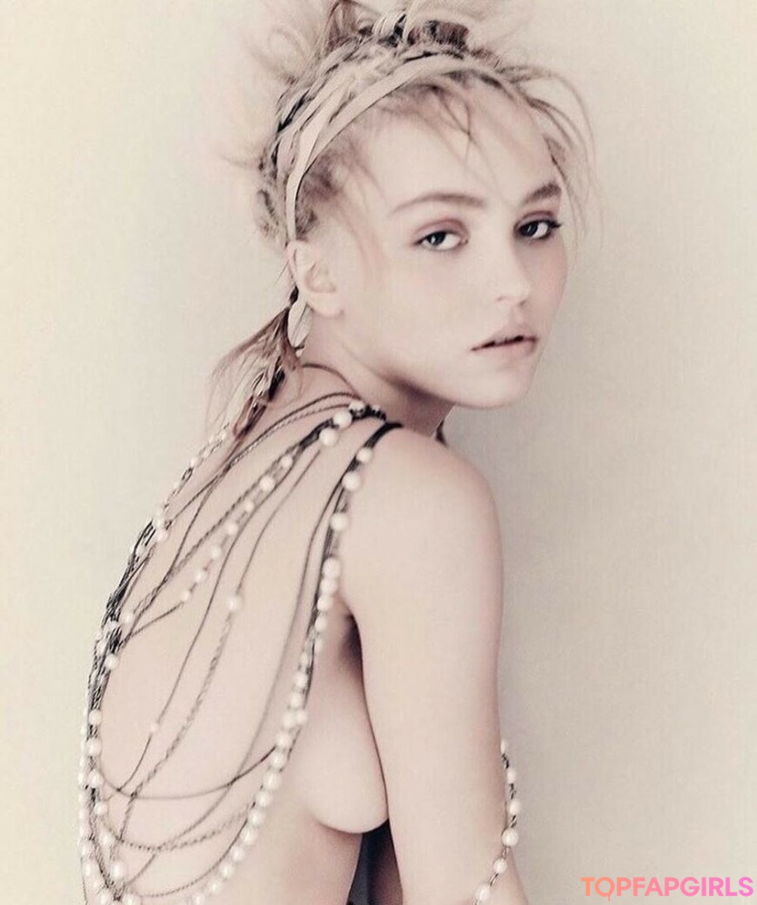 Foto desnuda filtrada de OnlyFans de Lilyrose Depp #214 Foto desnuda filtrada de OnlyFans de Lilyrose Depp #214