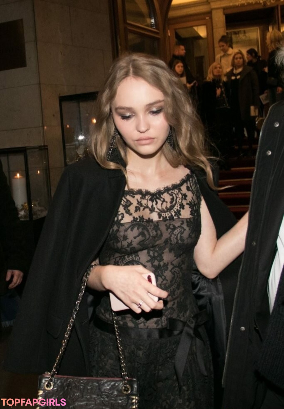 Foto desnuda filtrada de OnlyFans de Lilyrose Depp #397 Foto desnuda filtrada de OnlyFans de Lilyrose Depp #397