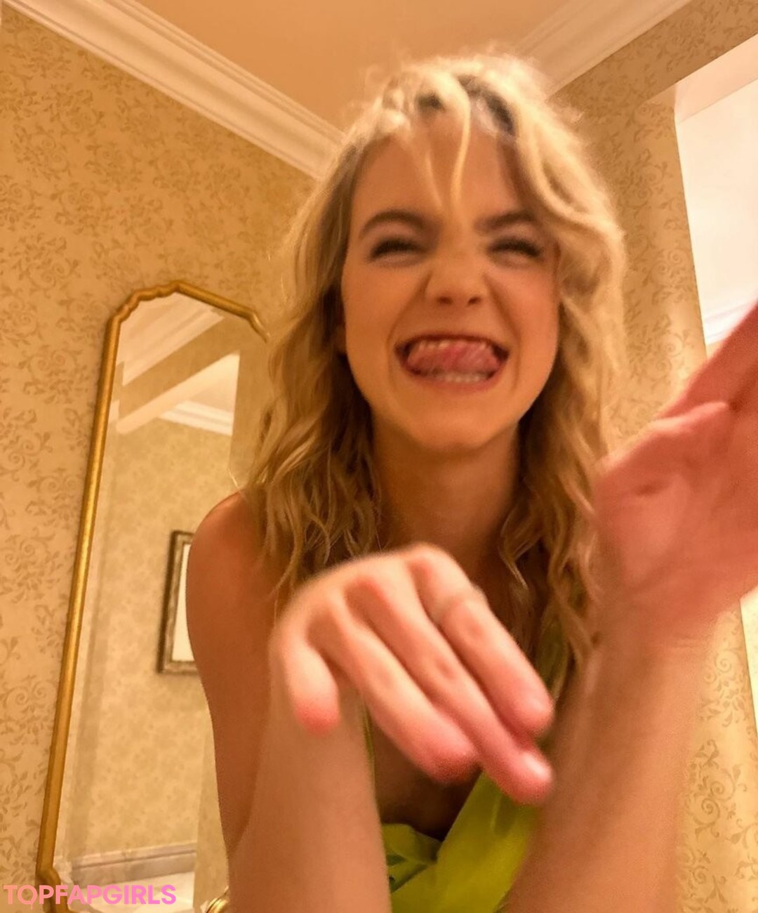 Foto desnuda filtrada de OnlyFans de Emma Brooks #234 Foto desnuda filtrada de OnlyFans de Emma Brooks #234