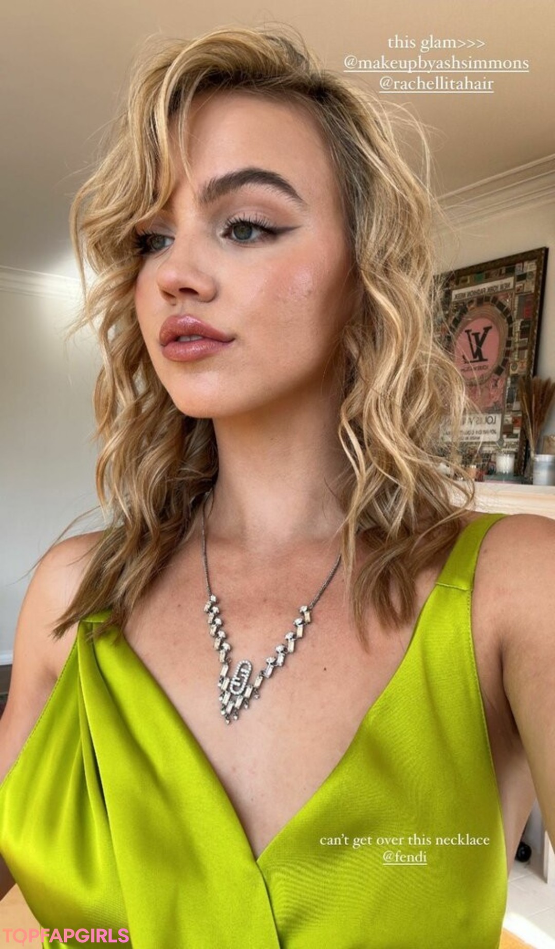 Foto desnuda filtrada de OnlyFans de Emma Brooks #237 Foto desnuda filtrada de OnlyFans de Emma Brooks #237