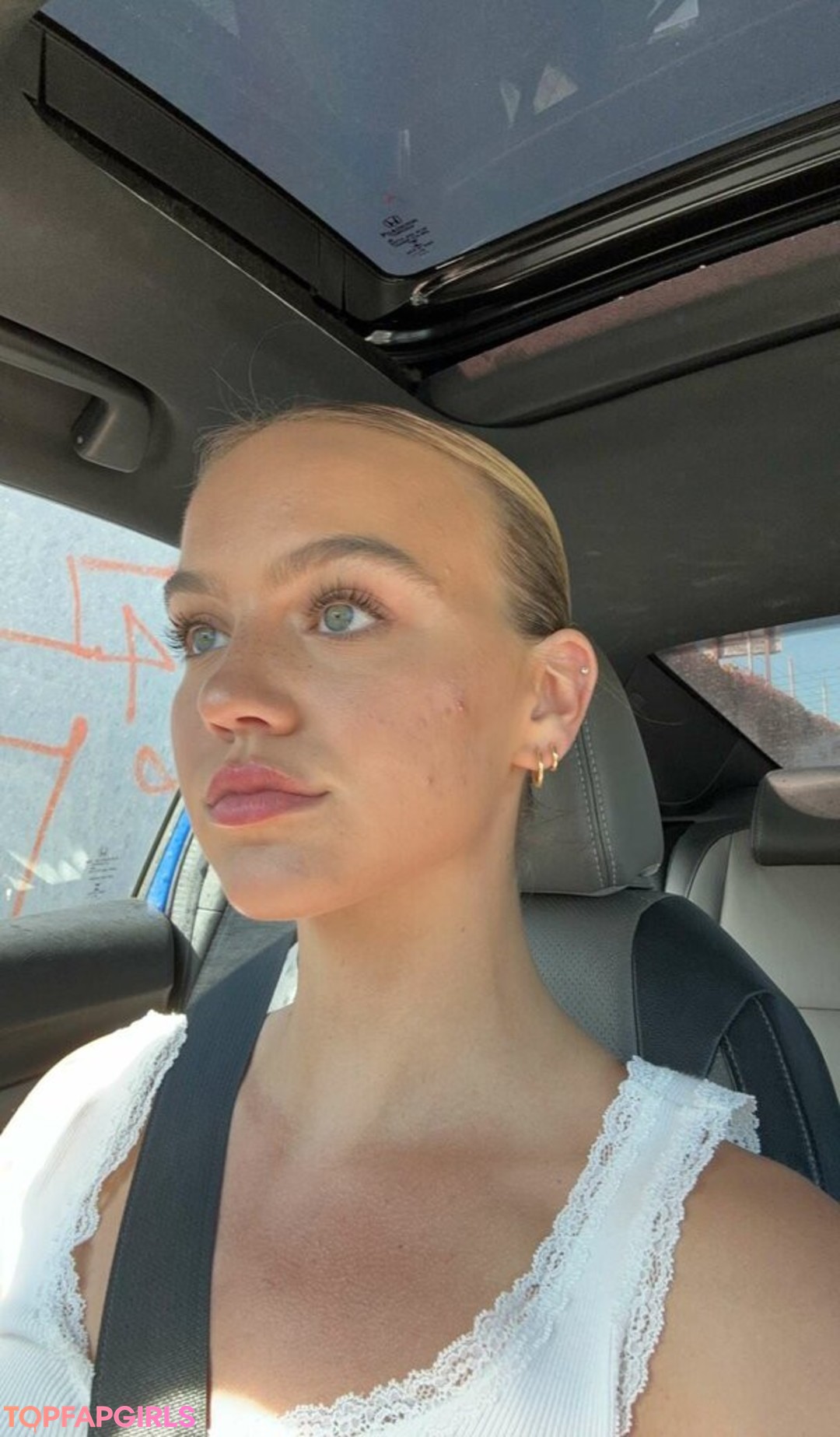 Foto desnuda filtrada de OnlyFans de Emma Brooks #359 Foto desnuda filtrada de OnlyFans de Emma Brooks #359
